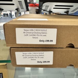 Used with warranty Targus USB-C Docking Station, Universal USB-C DV4K, Dual Monitor, HDMI, 100W Power Delivery - Black (DOCK182EUZ)